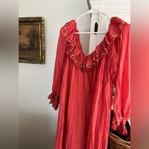 Doen strawberry Solaris size L NWOT